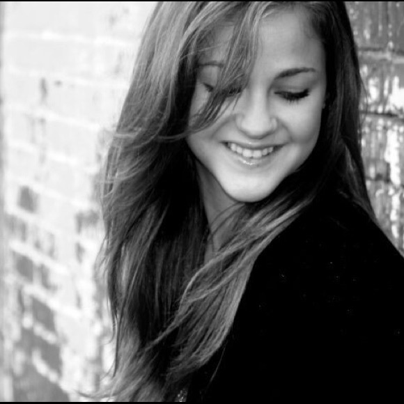 Meet your Posher, Jada - Picture 1 of 1